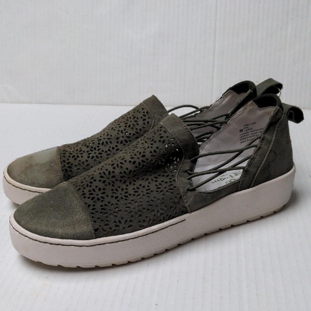 Jambu Erin Flats Green Suede Relax Foam Size 9 NWOT